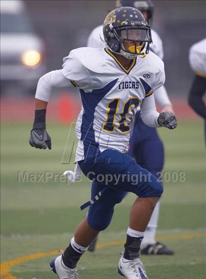 Thumbnail 3 in Inderkum vs. Casa Roble (CIF SJS D3 Final) photogallery.