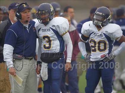 Thumbnail 2 in Inderkum vs. Casa Roble (CIF SJS D3 Final) photogallery.