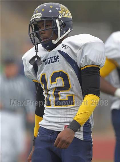 Thumbnail 1 in Inderkum vs. Casa Roble (CIF SJS D3 Final) photogallery.