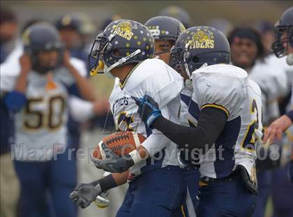 Thumbnail 2 in Inderkum vs. Casa Roble (CIF SJS D3 Final) photogallery.