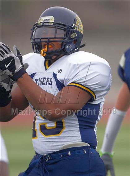Thumbnail 2 in Inderkum vs. Casa Roble (CIF SJS D3 Final) photogallery.