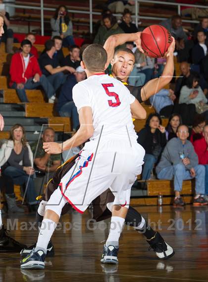 Thumbnail 1 in Thomas Jefferson @ Cherry Creek (Cherry Creek Holiday Classic) photogallery.