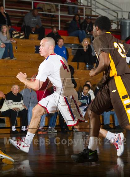Thumbnail 1 in Thomas Jefferson @ Cherry Creek (Cherry Creek Holiday Classic) photogallery.