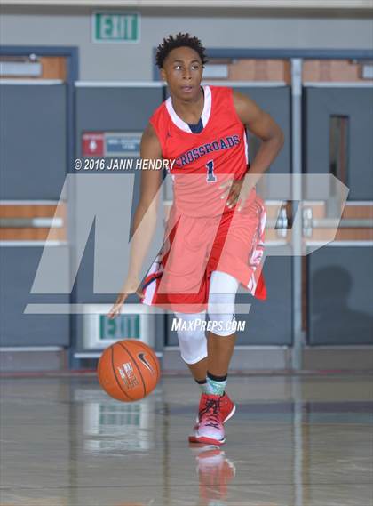 Thumbnail 2 in Crossroads vs. Desert Pines (Rancho Mirage Holiday Invitational) photogallery.
