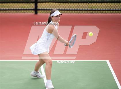 Thumbnail 1 in E.D. White vs Houma Christian (Thibodaux Wellness Center) photogallery.