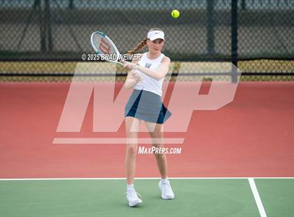 Thumbnail 2 in E.D. White vs Houma Christian (Thibodaux Wellness Center) photogallery.