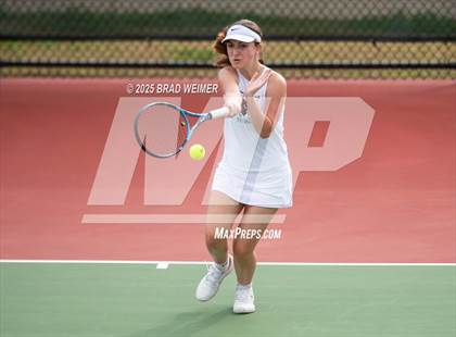 Thumbnail 3 in E.D. White vs Houma Christian (Thibodaux Wellness Center) photogallery.