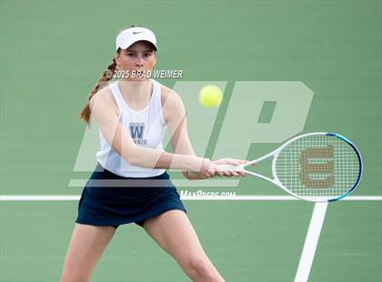 Thumbnail 3 in E.D. White vs Houma Christian (Thibodaux Wellness Center) photogallery.
