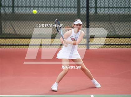 Thumbnail 1 in E.D. White vs Houma Christian (Thibodaux Wellness Center) photogallery.