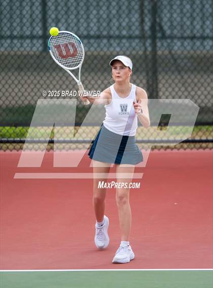 Thumbnail 1 in E.D. White vs Houma Christian (Thibodaux Wellness Center) photogallery.