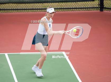 Thumbnail 2 in E.D. White vs Houma Christian (Thibodaux Wellness Center) photogallery.