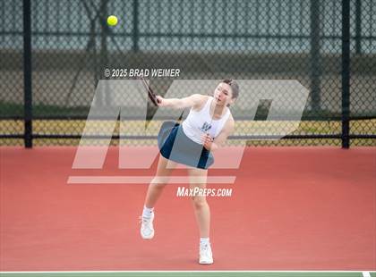 Thumbnail 1 in E.D. White vs Houma Christian (Thibodaux Wellness Center) photogallery.