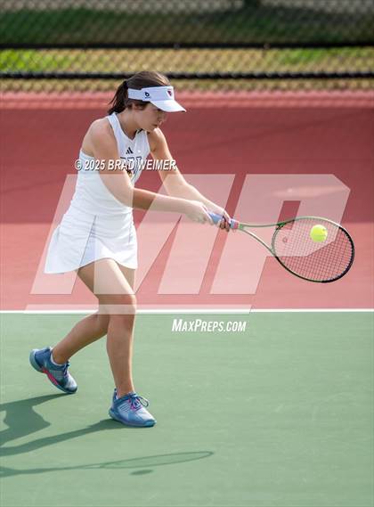 Thumbnail 3 in E.D. White vs Houma Christian (Thibodaux Wellness Center) photogallery.