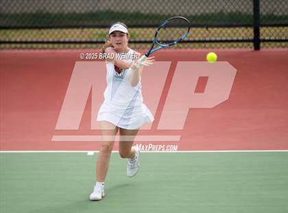 Thumbnail 2 in E.D. White vs Houma Christian (Thibodaux Wellness Center) photogallery.