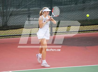 Thumbnail 1 in E.D. White vs Houma Christian (Thibodaux Wellness Center) photogallery.