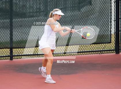 Thumbnail 1 in E.D. White vs Houma Christian (Thibodaux Wellness Center) photogallery.