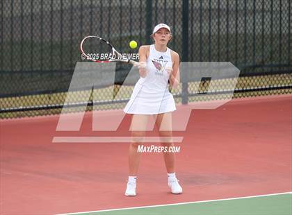 Thumbnail 1 in E.D. White vs Houma Christian (Thibodaux Wellness Center) photogallery.