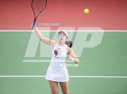 Thumbnail 3 in E.D. White vs Houma Christian (Thibodaux Wellness Center) photogallery.