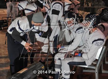 Thumbnail 2 in Valor Christian @ Pomona (CHSAA 5A Quarter-Final) photogallery.