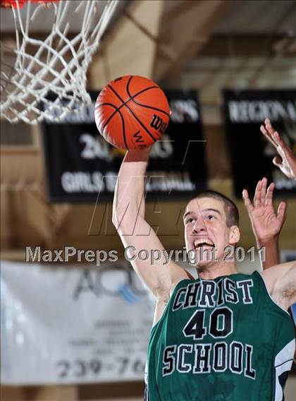 Thumbnail 2 in Mater Dei vs. Christ School (City of Palms Classic) photogallery.