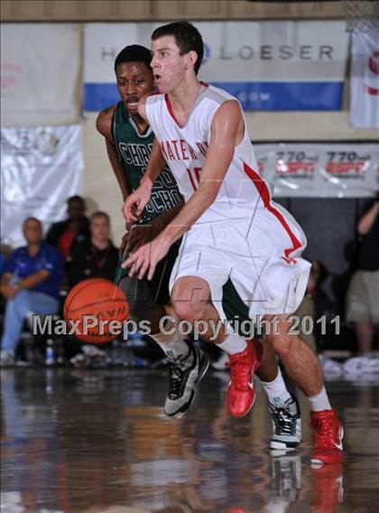 Thumbnail 3 in Mater Dei vs. Christ School (City of Palms Classic) photogallery.