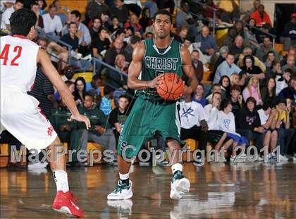Thumbnail 1 in Mater Dei vs. Christ School (City of Palms Classic) photogallery.
