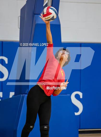 Thumbnail 2 in North Forest @ Yates photogallery.