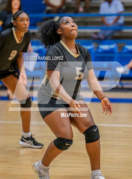 Thumbnail 1 in North Forest @ Yates photogallery.