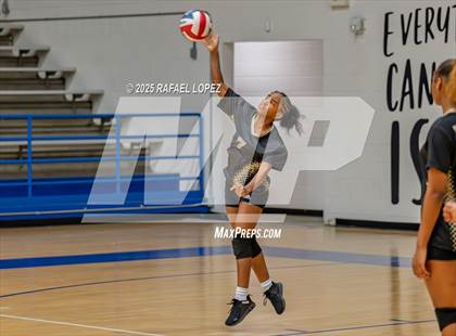 Thumbnail 2 in North Forest @ Yates photogallery.