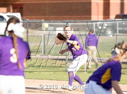 Thumbnail 1 in Starkville @ DeSoto Central photogallery.