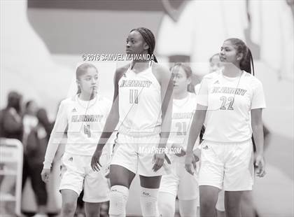 Thumbnail 2 in Chaminade @ Alemany (CIF SS D1 Playoff) photogallery.