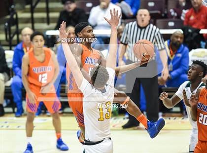 Thumbnail 2 in Parkview vs Rainier Beach (Bass Pro Shop Tournament of Champions) photogallery.