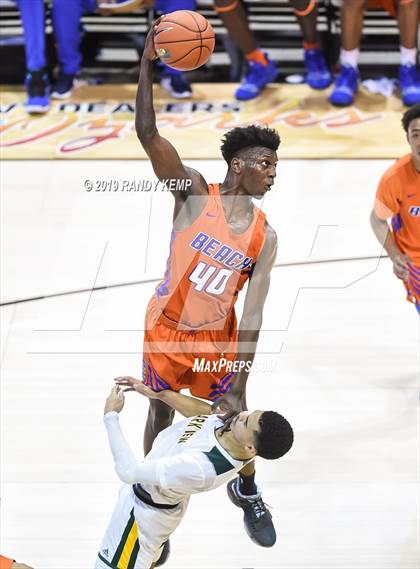 Thumbnail 2 in Parkview vs Rainier Beach (Bass Pro Shop Tournament of Champions) photogallery.