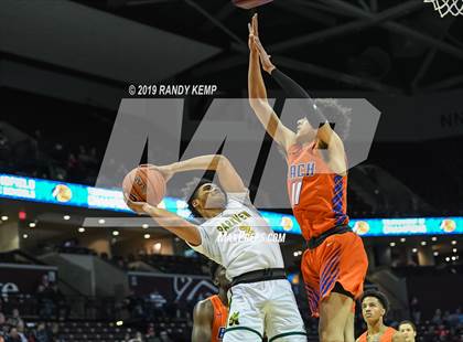 Thumbnail 3 in Parkview vs Rainier Beach (Bass Pro Shop Tournament of Champions) photogallery.