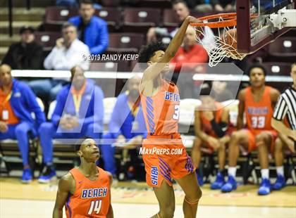 Thumbnail 2 in Parkview vs Rainier Beach (Bass Pro Shop Tournament of Champions) photogallery.
