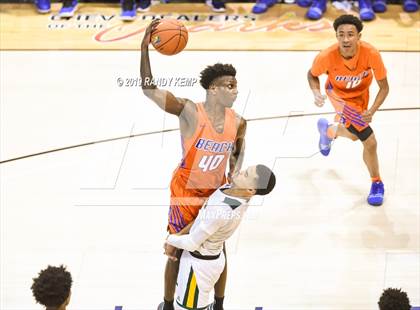 Thumbnail 1 in Parkview vs Rainier Beach (Bass Pro Shop Tournament of Champions) photogallery.