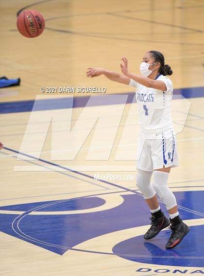 Thumbnail 3 in Salpointe Catholic @ Mesquite photogallery.