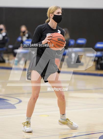 Thumbnail 2 in Salpointe Catholic @ Mesquite photogallery.