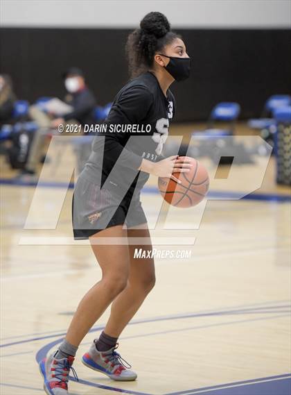 Thumbnail 1 in Salpointe Catholic @ Mesquite photogallery.