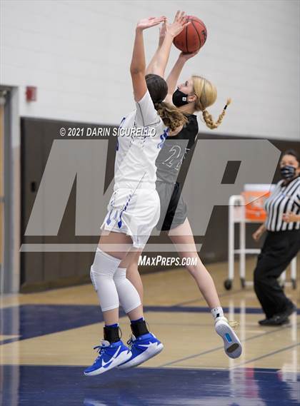 Thumbnail 2 in Salpointe Catholic @ Mesquite photogallery.