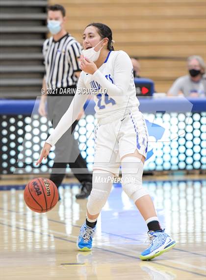 Thumbnail 2 in Salpointe Catholic @ Mesquite photogallery.