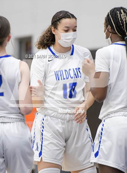 Thumbnail 2 in Salpointe Catholic @ Mesquite photogallery.