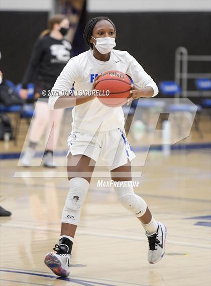 Thumbnail 3 in Salpointe Catholic @ Mesquite photogallery.