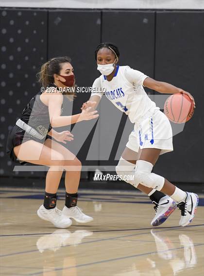 Thumbnail 2 in Salpointe Catholic @ Mesquite photogallery.