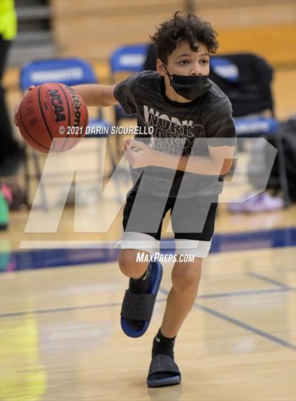Thumbnail 2 in Salpointe Catholic @ Mesquite photogallery.
