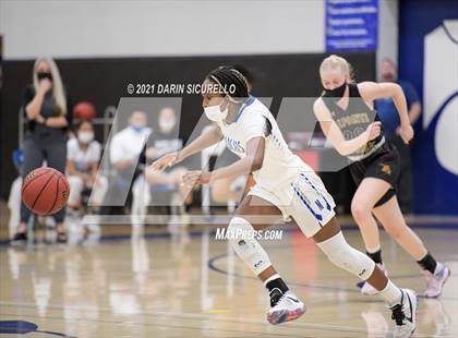 Thumbnail 2 in Salpointe Catholic @ Mesquite photogallery.
