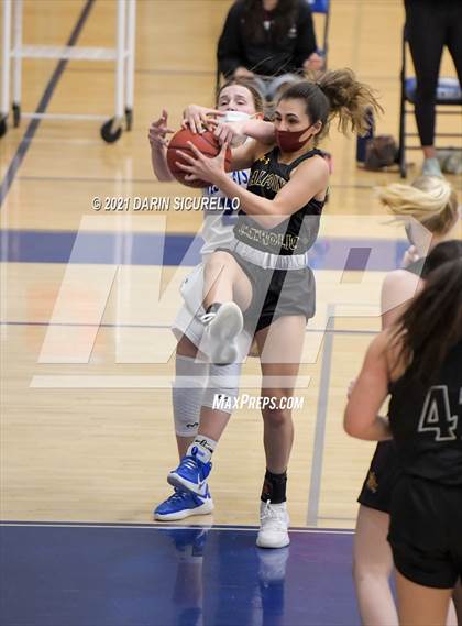 Thumbnail 1 in Salpointe Catholic @ Mesquite photogallery.