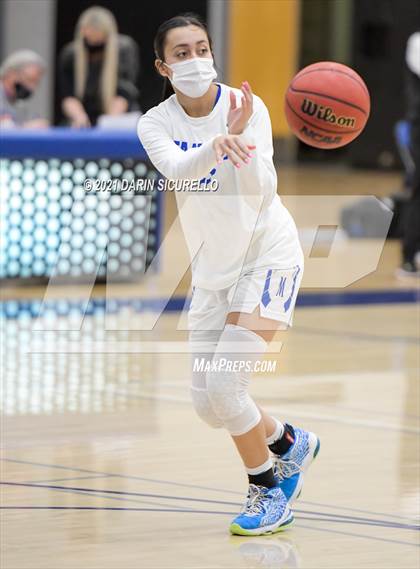 Thumbnail 1 in Salpointe Catholic @ Mesquite photogallery.