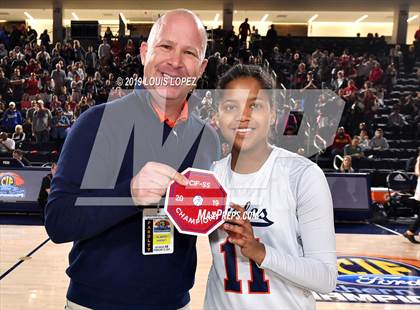 Thumbnail 3 in Chaminade vs. King (CIF SS DIV 1 Final) photogallery.