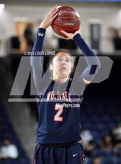 Thumbnail 2 in Chaminade vs. King (CIF SS DIV 1 Final) photogallery.